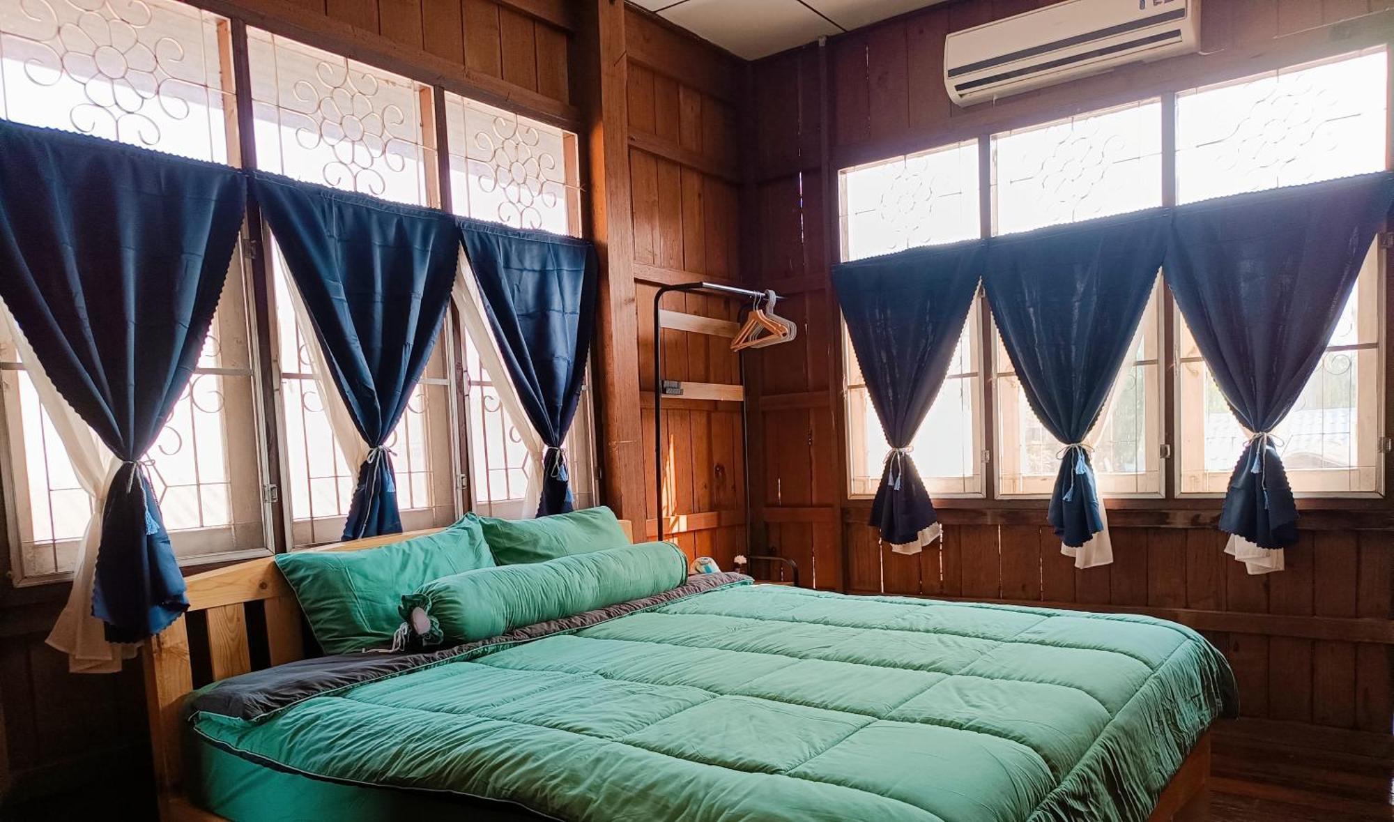 Pai Baan Homestay ปายบ้าน โฮมสเตย์ ถนนคนเดินปาย Экстерьер фото