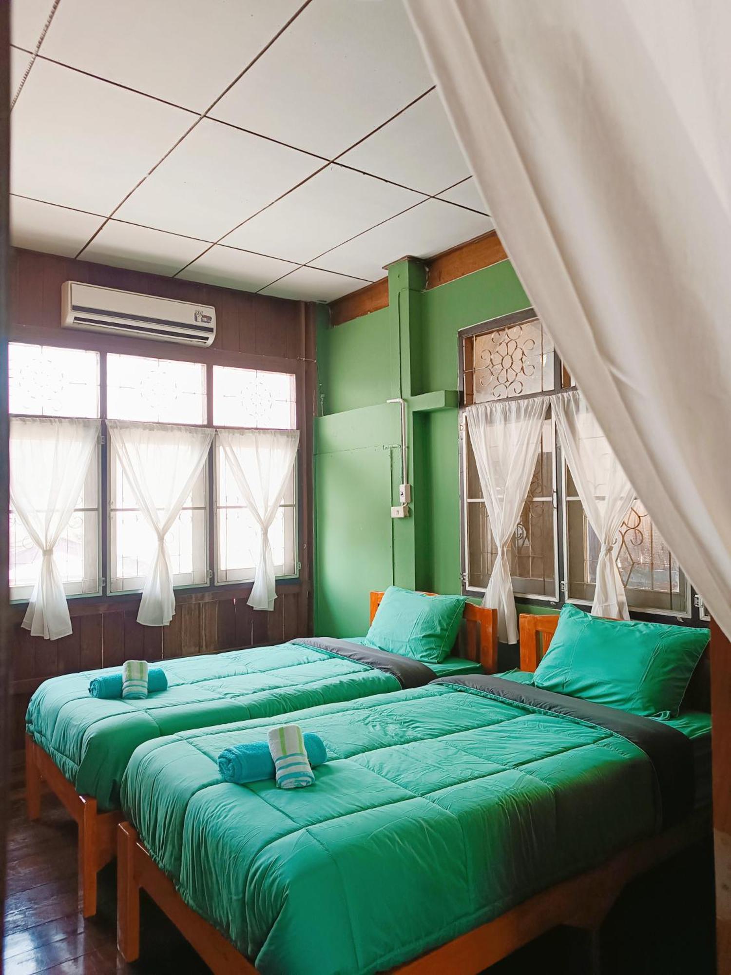 Pai Baan Homestay ปายบ้าน โฮมสเตย์ ถนนคนเดินปาย Экстерьер фото