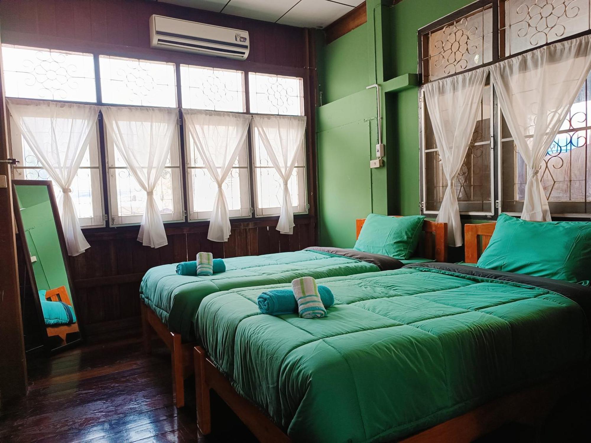 Pai Baan Homestay ปายบ้าน โฮมสเตย์ ถนนคนเดินปาย Экстерьер фото