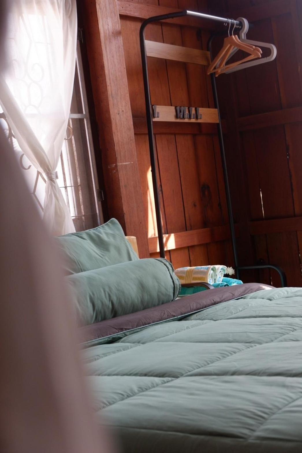 Pai Baan Homestay ปายบ้าน โฮมสเตย์ ถนนคนเดินปาย Экстерьер фото