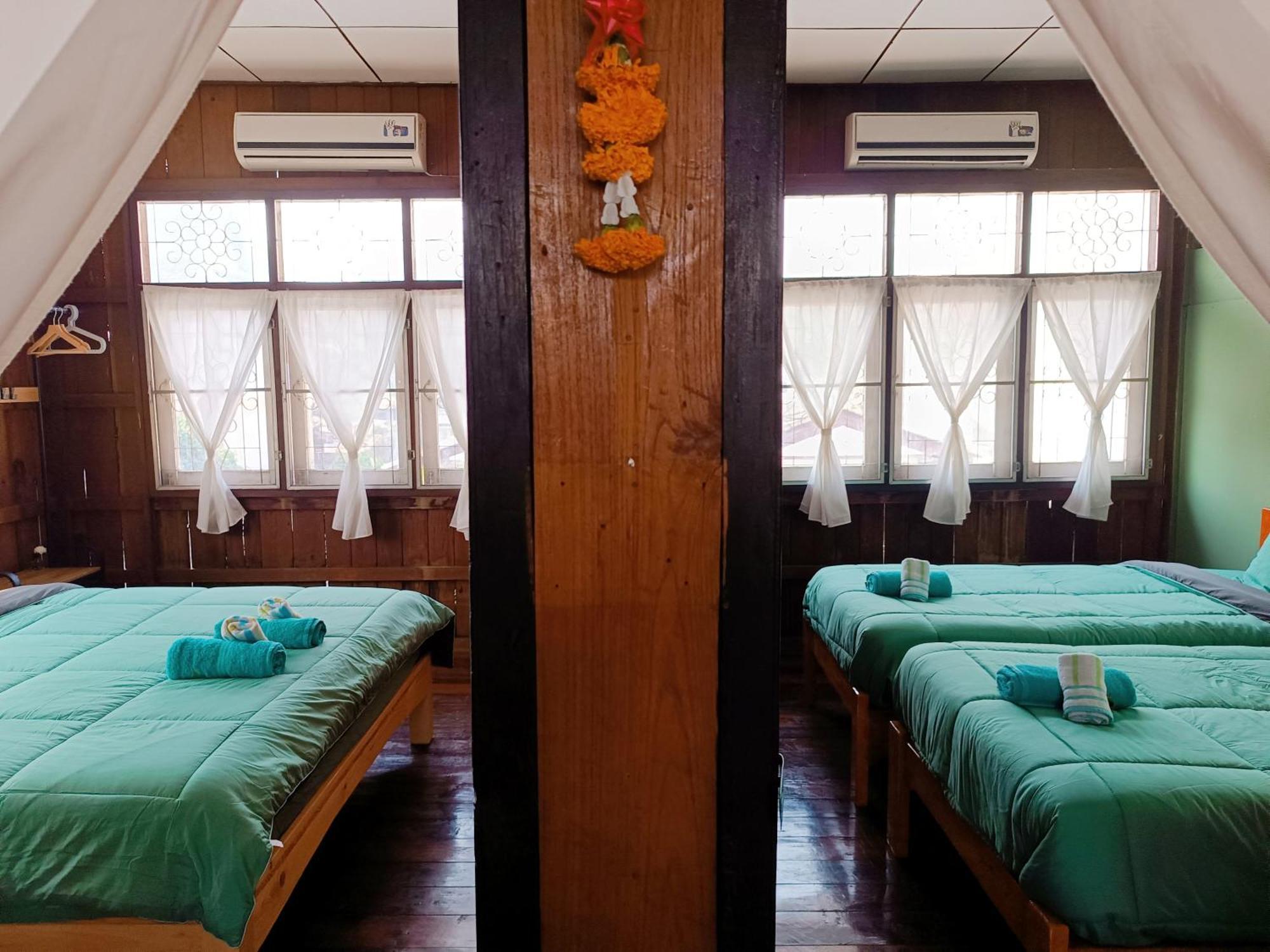 Pai Baan Homestay ปายบ้าน โฮมสเตย์ ถนนคนเดินปาย Экстерьер фото