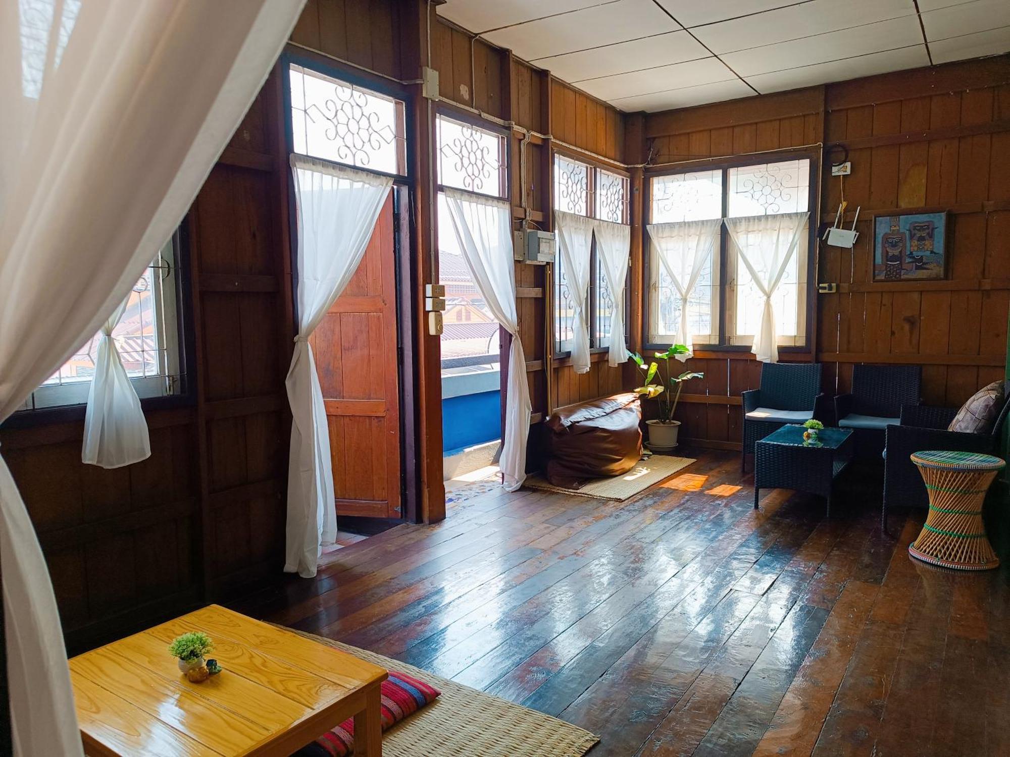 Pai Baan Homestay ปายบ้าน โฮมสเตย์ ถนนคนเดินปาย Экстерьер фото